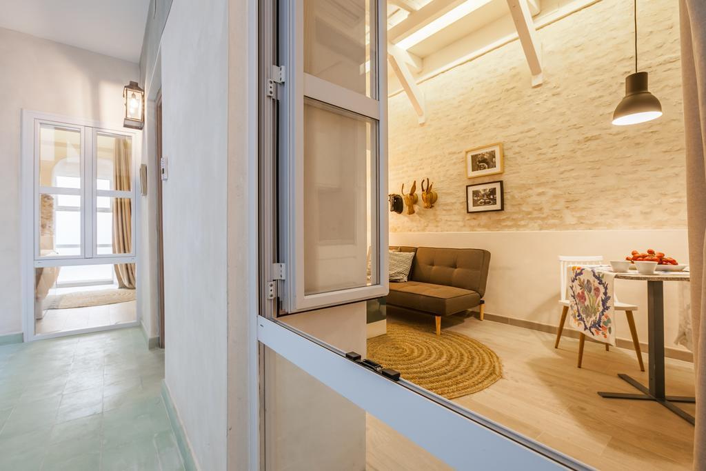 Tomas Ibarra Pool & Luxury Apartment Seville Exterior photo