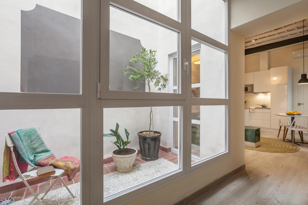 Tomas Ibarra Pool & Luxury Apartment Seville Exterior photo