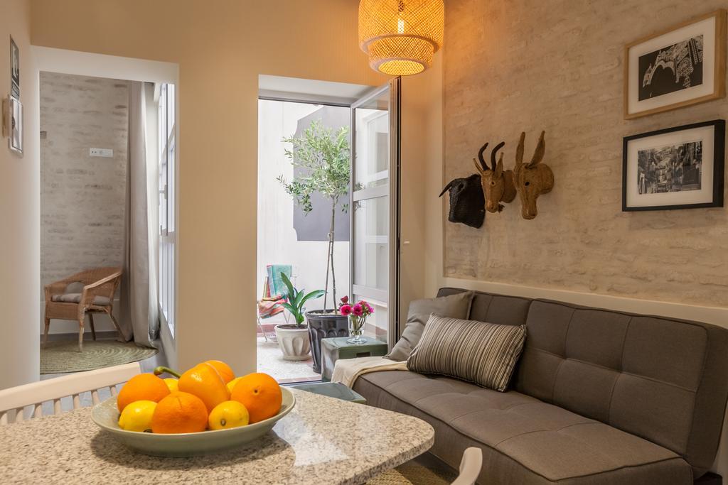 Tomas Ibarra Pool & Luxury Apartment Seville Exterior photo