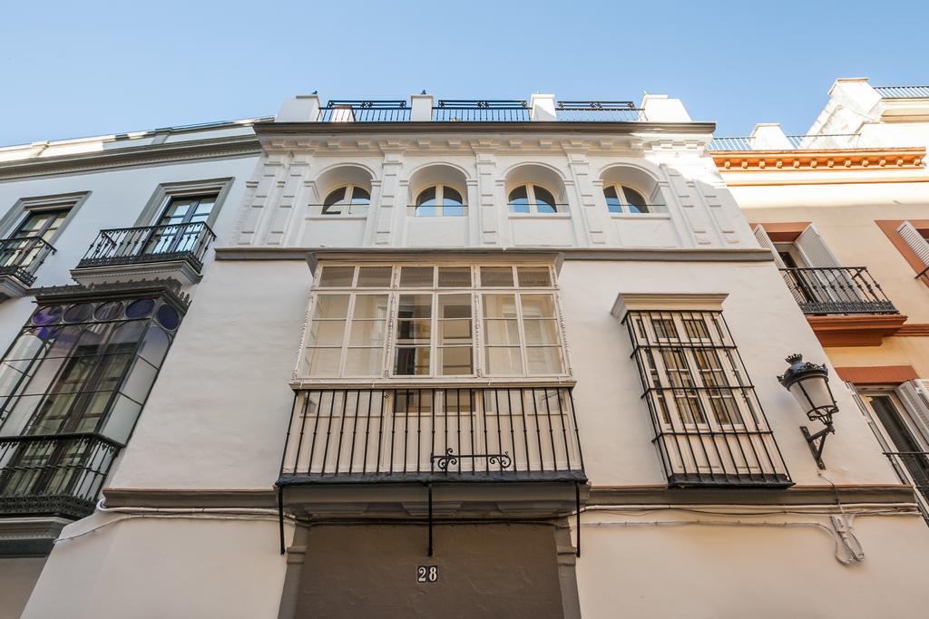 Tomas Ibarra Pool & Luxury Apartment Seville Exterior photo